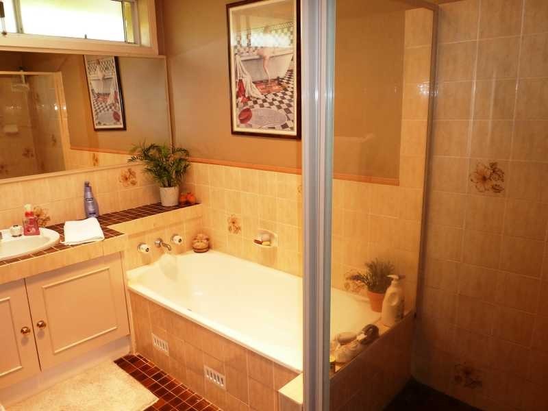 1 Leguna Crescent, Forster NSW 2428