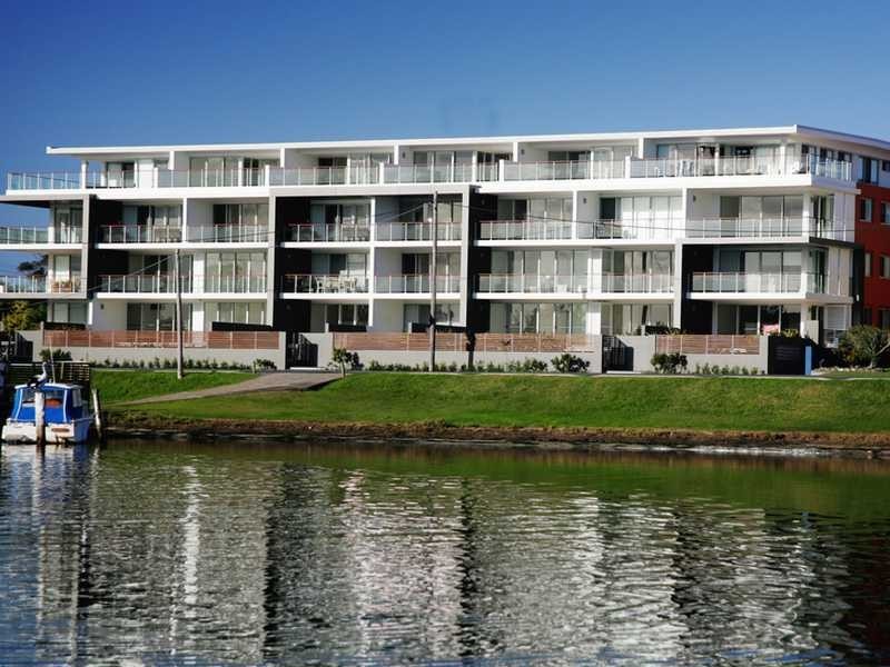 203/30-34 Little Street ‘Waterline’, Forster NSW 2428