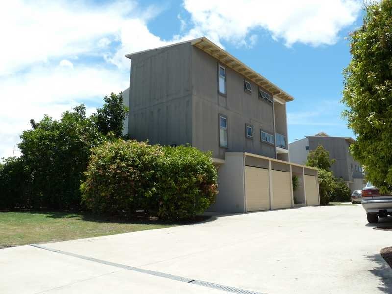 1/15 Mark Street, Forster NSW 2428