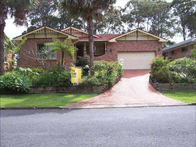32 Kentia Drive, Forster NSW 2428