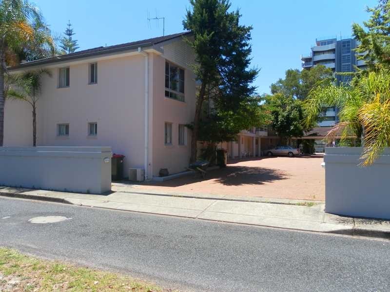 38-40 Head St, Forster NSW 2428