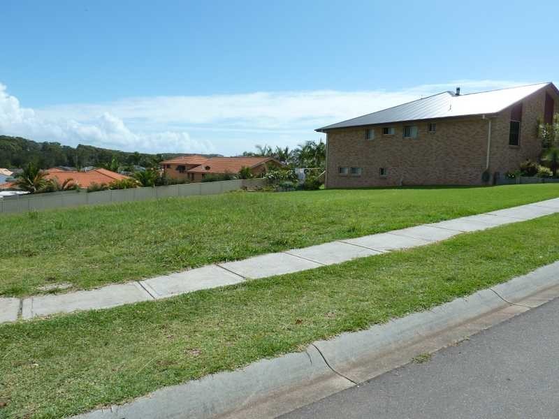 5 Isabella Parade, Forster NSW 2428