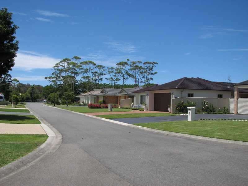 23 Figtree Court, Forster NSW 2428