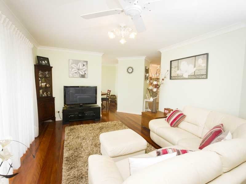 8 Blanch Place, Forster NSW 2428