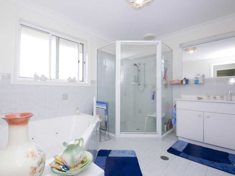 8 Blanch Place, Forster NSW 2428