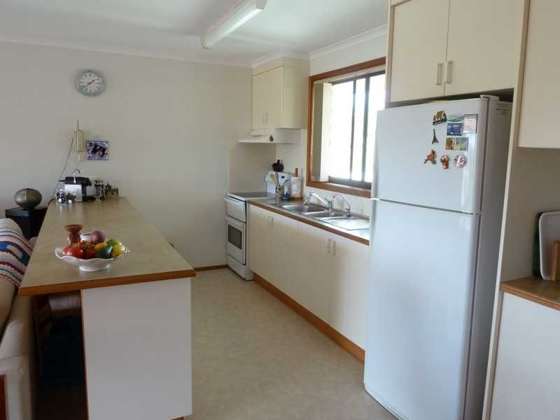 8 Frazer Avenue, Green Point NSW 2428