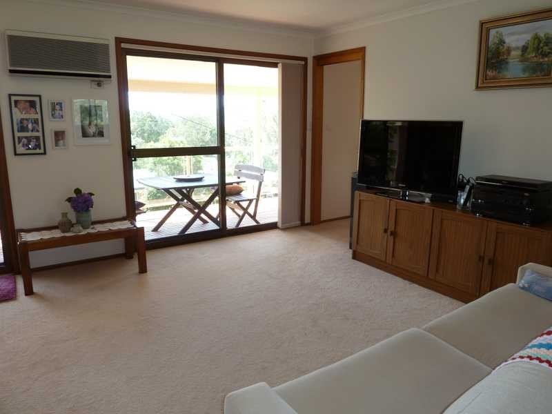 8 Frazer Avenue, Green Point NSW 2428