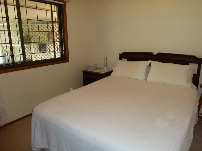 8 Frazer Avenue, Green Point NSW 2428