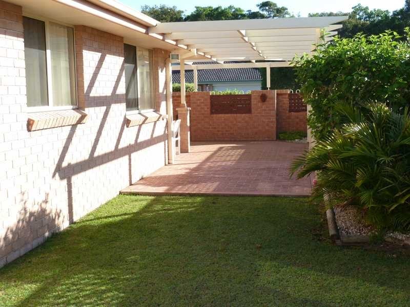4 Michaela Place, Forster NSW 2428
