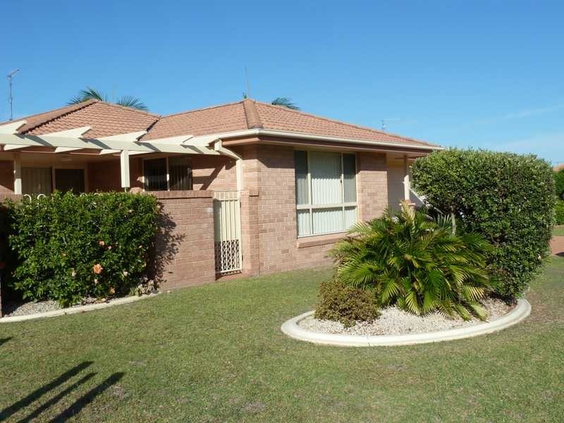 4 Michaela Place, Forster NSW 2428