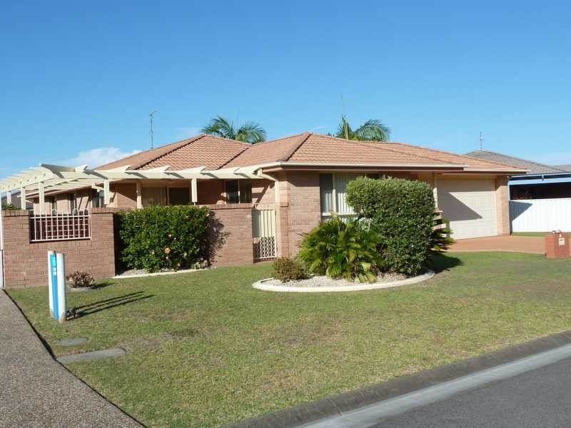 4 Michaela Place, Forster NSW 2428