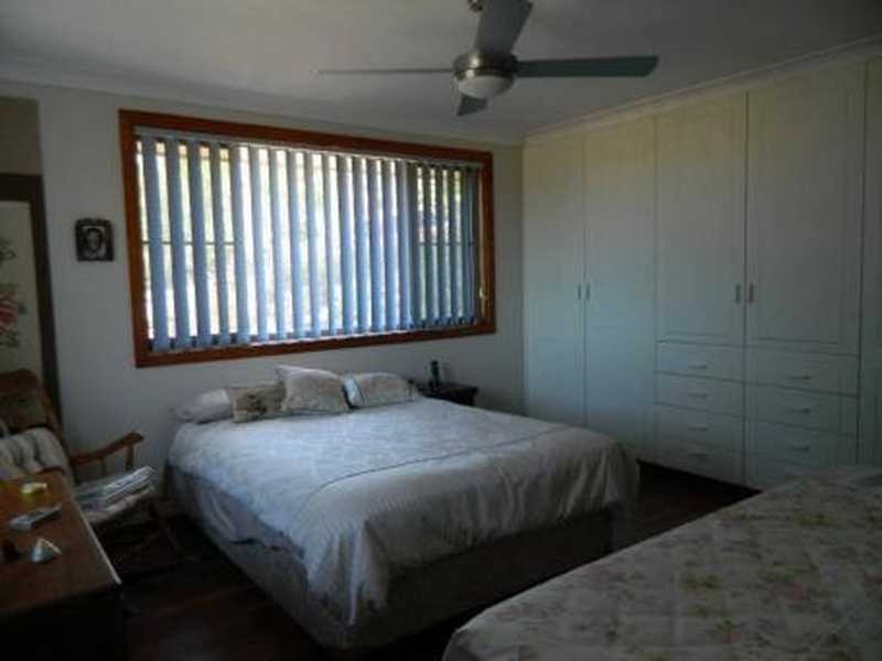 8 Hume Street, Forster NSW 2428