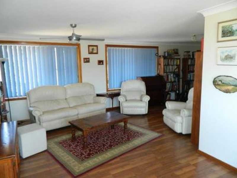 8 Hume Street, Forster NSW 2428