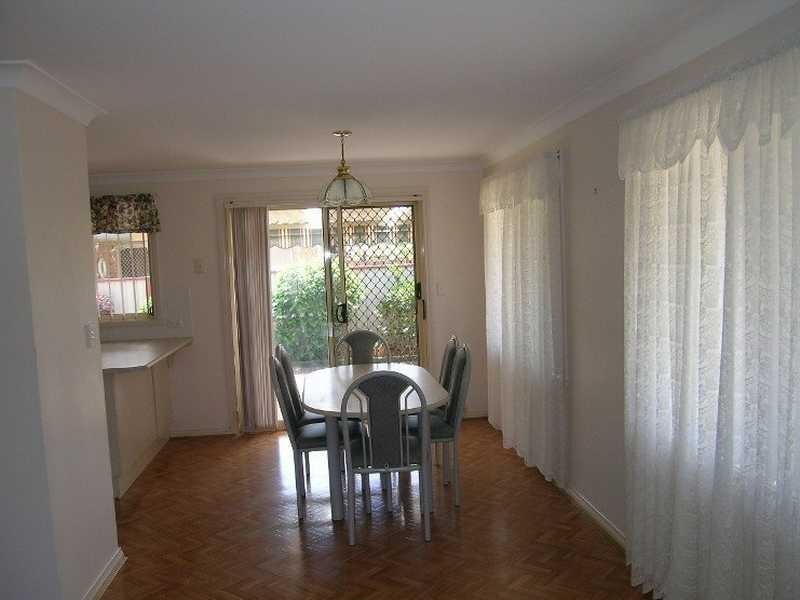 1/16 Amanda Crescent, Forster NSW 2428