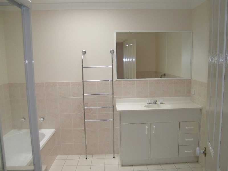 1/16 Amanda Crescent, Forster NSW 2428