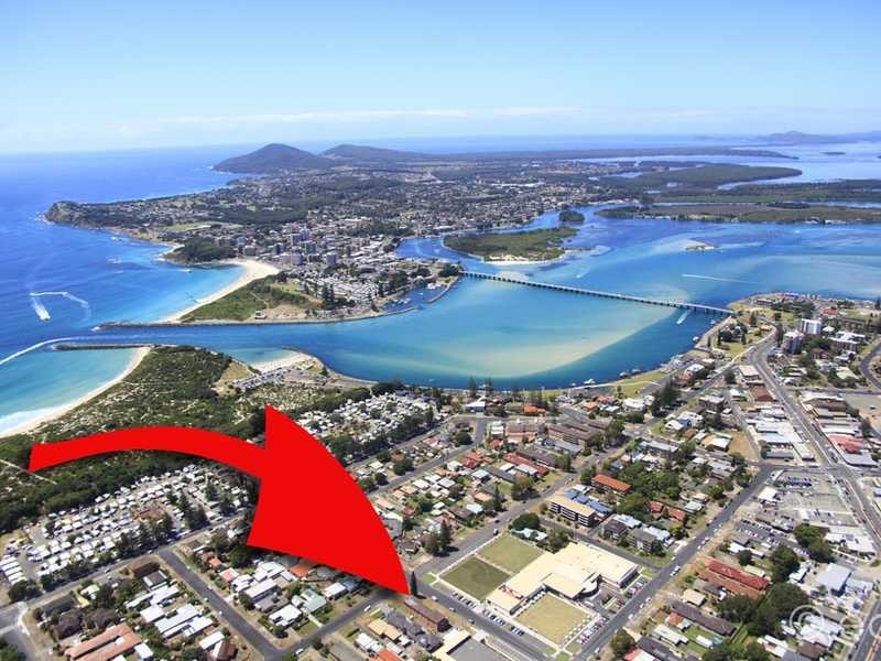 4/15 Wallis Street ‘Seabreeze’, Tuncurry NSW 2428