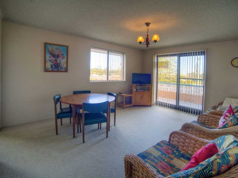 4/15 Wallis Street ‘Seabreeze’, Tuncurry NSW 2428