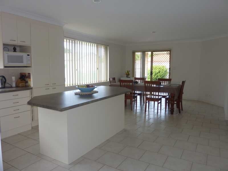 74 Amanda Crescent, Forster NSW 2428