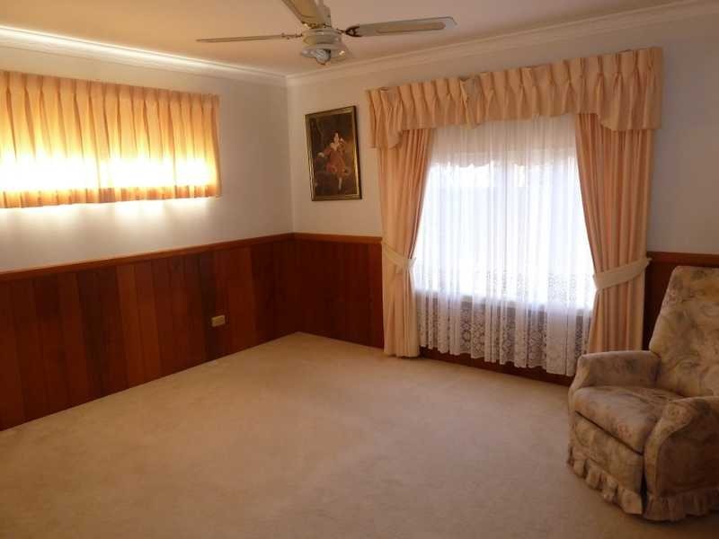 1 Lachlan Avenue, Tuncurry NSW 2428