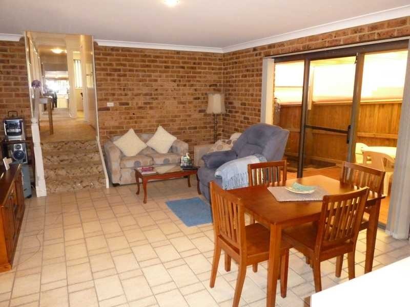 1 Likely Street, Forster NSW 2428