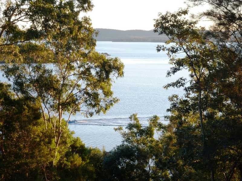 45 Green Point Drive, Green Point NSW 2428