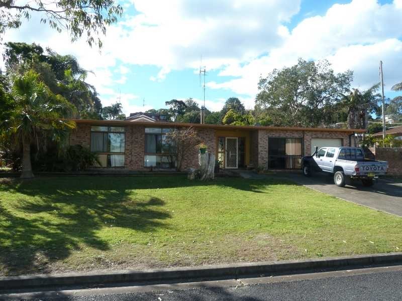 18 Water Street, Forster NSW 2428