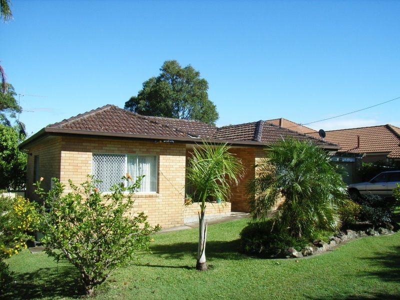 1 Godwin Street, Forster NSW 2428