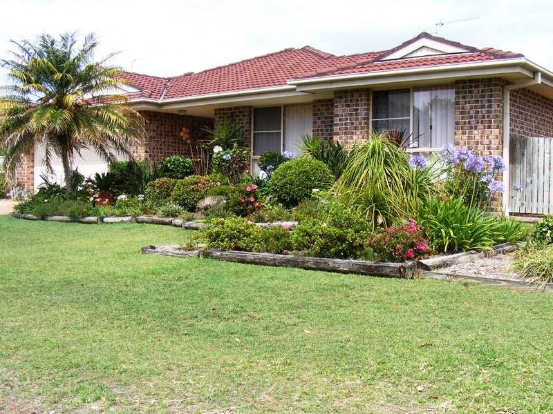 1/6 Bonventi Close, Tuncurry NSW 2428