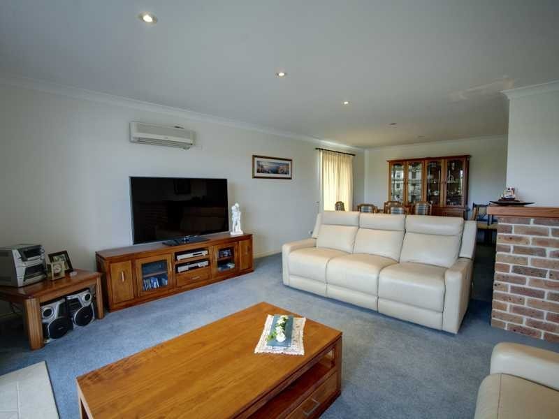 43 Kenrose Street, Forster NSW 2428