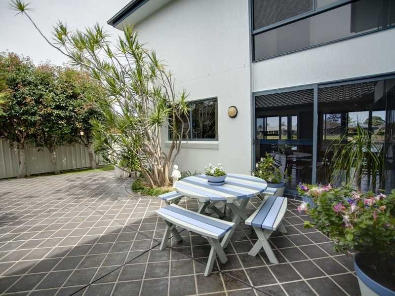 43 Kenrose Street, Forster NSW 2428