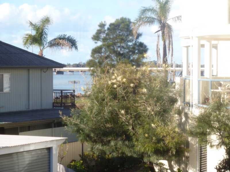 20 Beach Street, Tuncurry NSW 2428