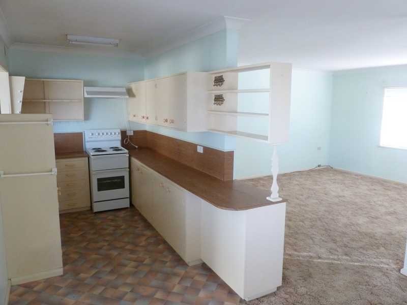 20 Beach Street, Tuncurry NSW 2428