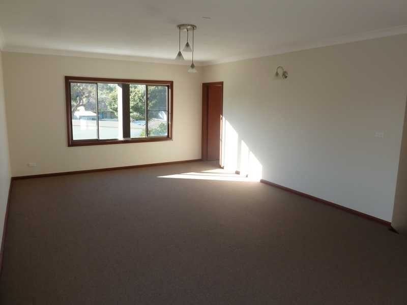 52 Macintosh Street, Forster NSW 2428