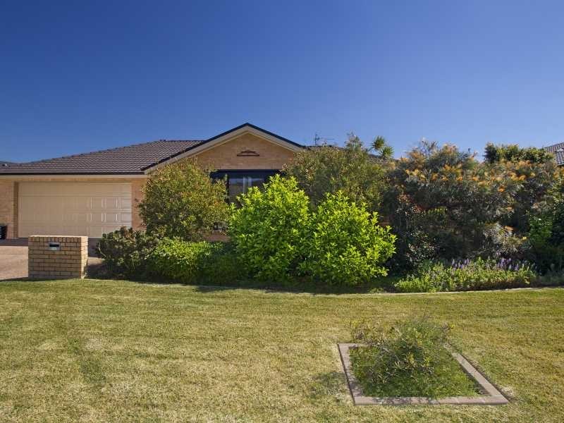 1/40 Nuwarra Circuit, Forster NSW 2428