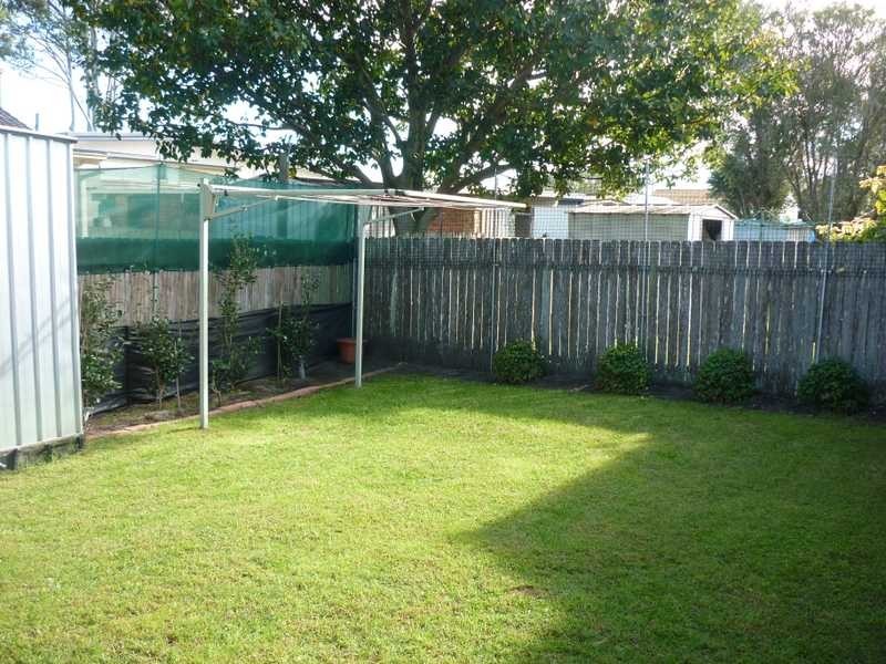 4/105-109 Macintosh Street, Forster NSW 2428