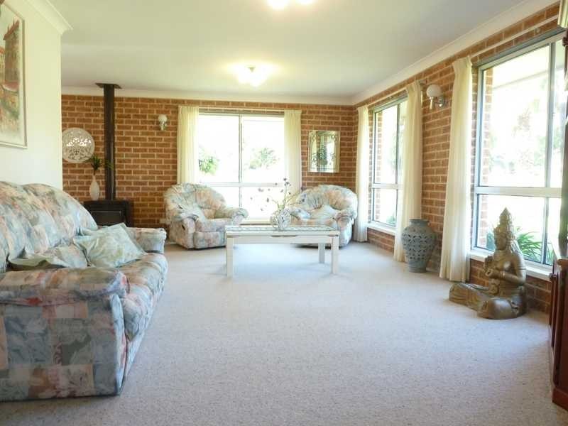 4 Greenfield Place, Forster NSW 2428