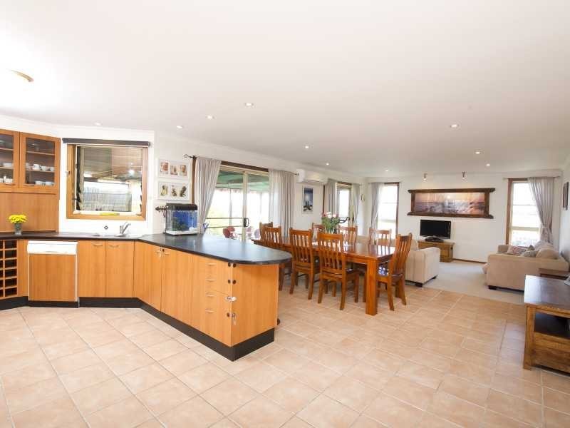 28 Belton Way, Forster NSW 2428