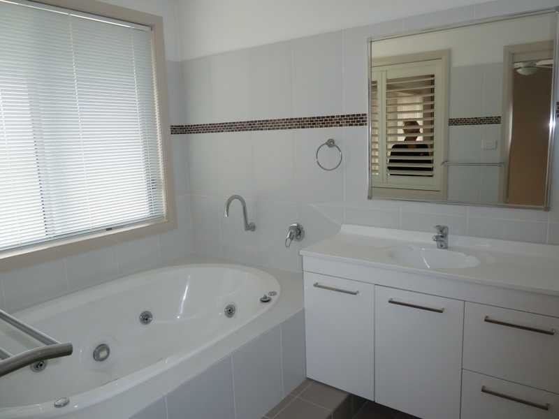 2 The Bridal Path, Tallwoods Village NSW 2430