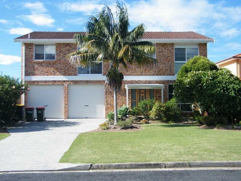 17 Cavill Avenue, Forster NSW 2428