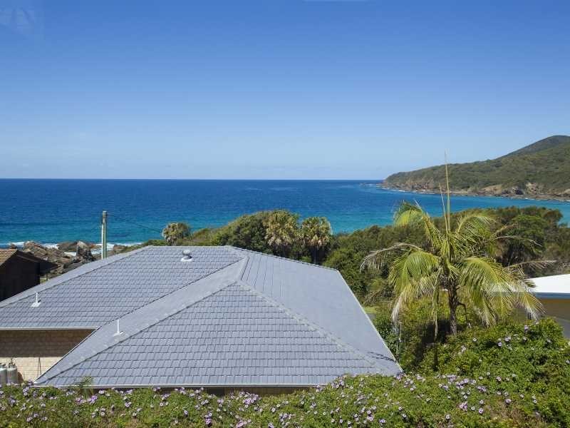 10 Lakeview Crescent, Forster NSW 2428