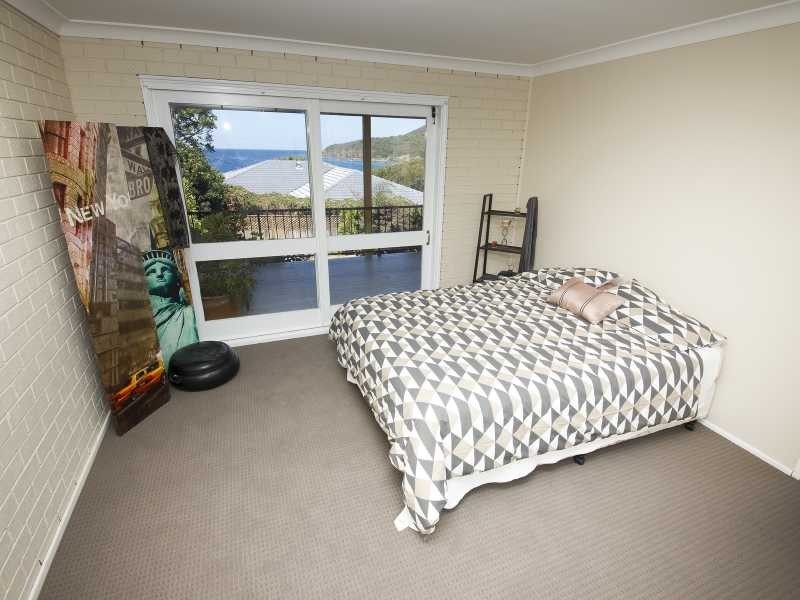 10 Lakeview Crescent, Forster NSW 2428