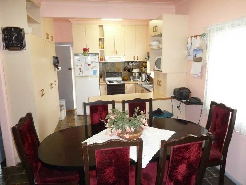 41 Macintosh Street, Forster NSW 2428