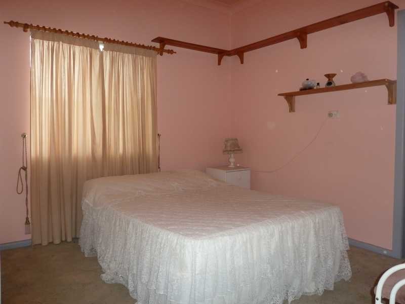 41 Macintosh Street, Forster NSW 2428