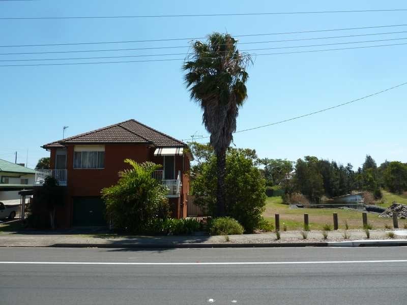 41 Macintosh Street, Forster NSW 2428