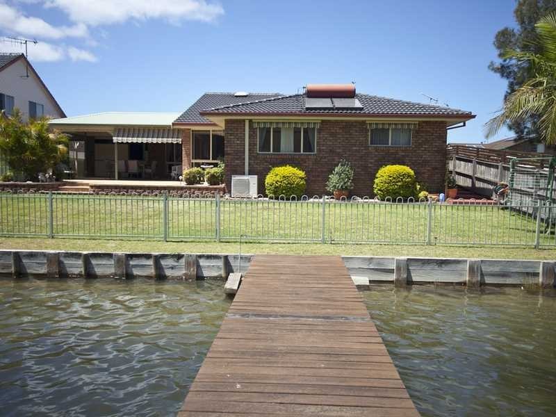 5 Palmway Crescent, Tuncurry NSW 2428