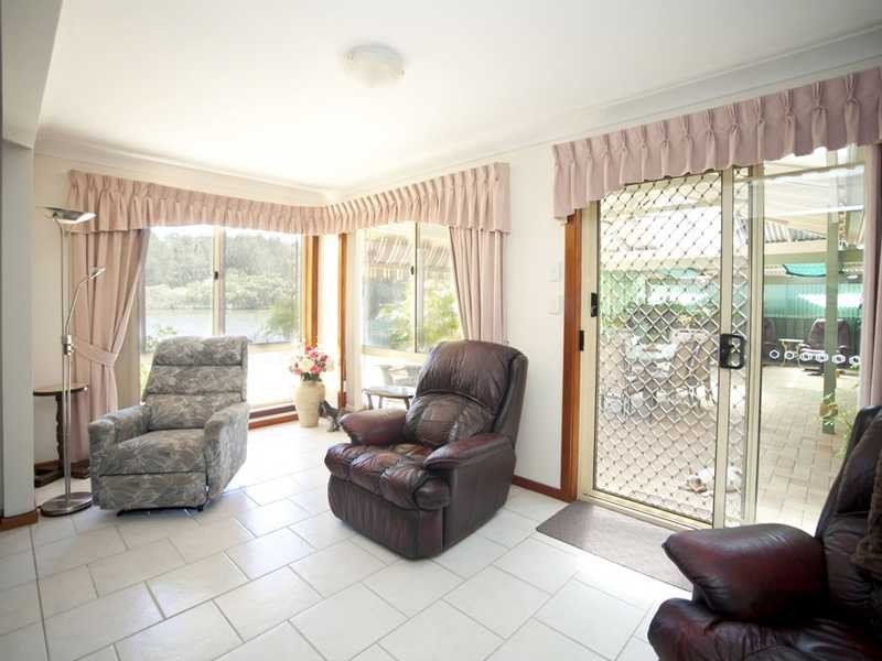 5 Palmway Crescent, Tuncurry NSW 2428