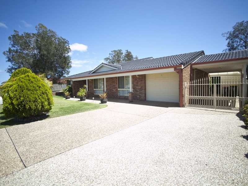 5 Palmway Crescent, Tuncurry NSW 2428