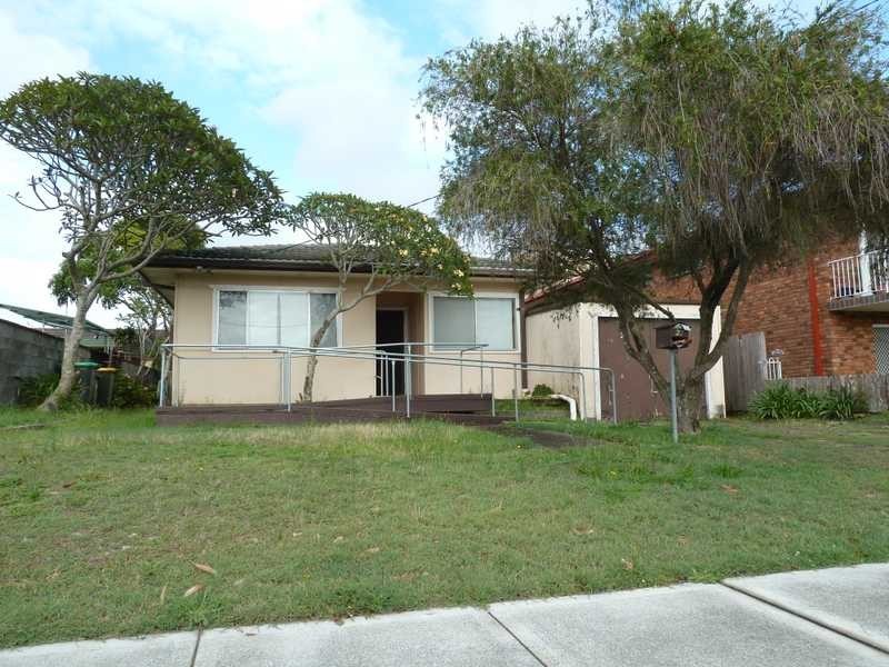 27 West Street, Forster NSW 2428