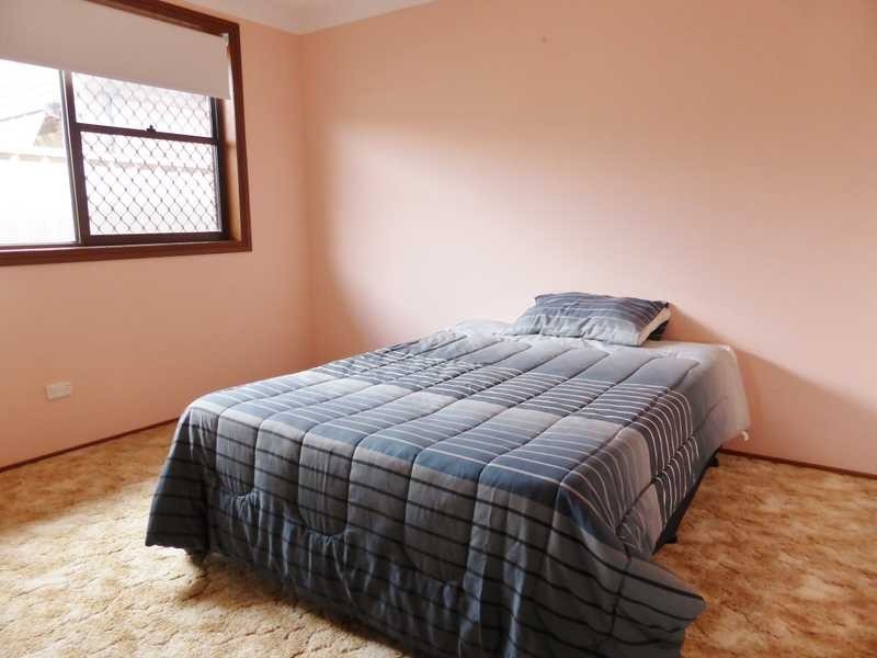 40 Elizabeth Parade, Forster NSW 2428