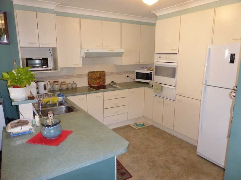 1/2 Wills Court, Forster NSW 2428